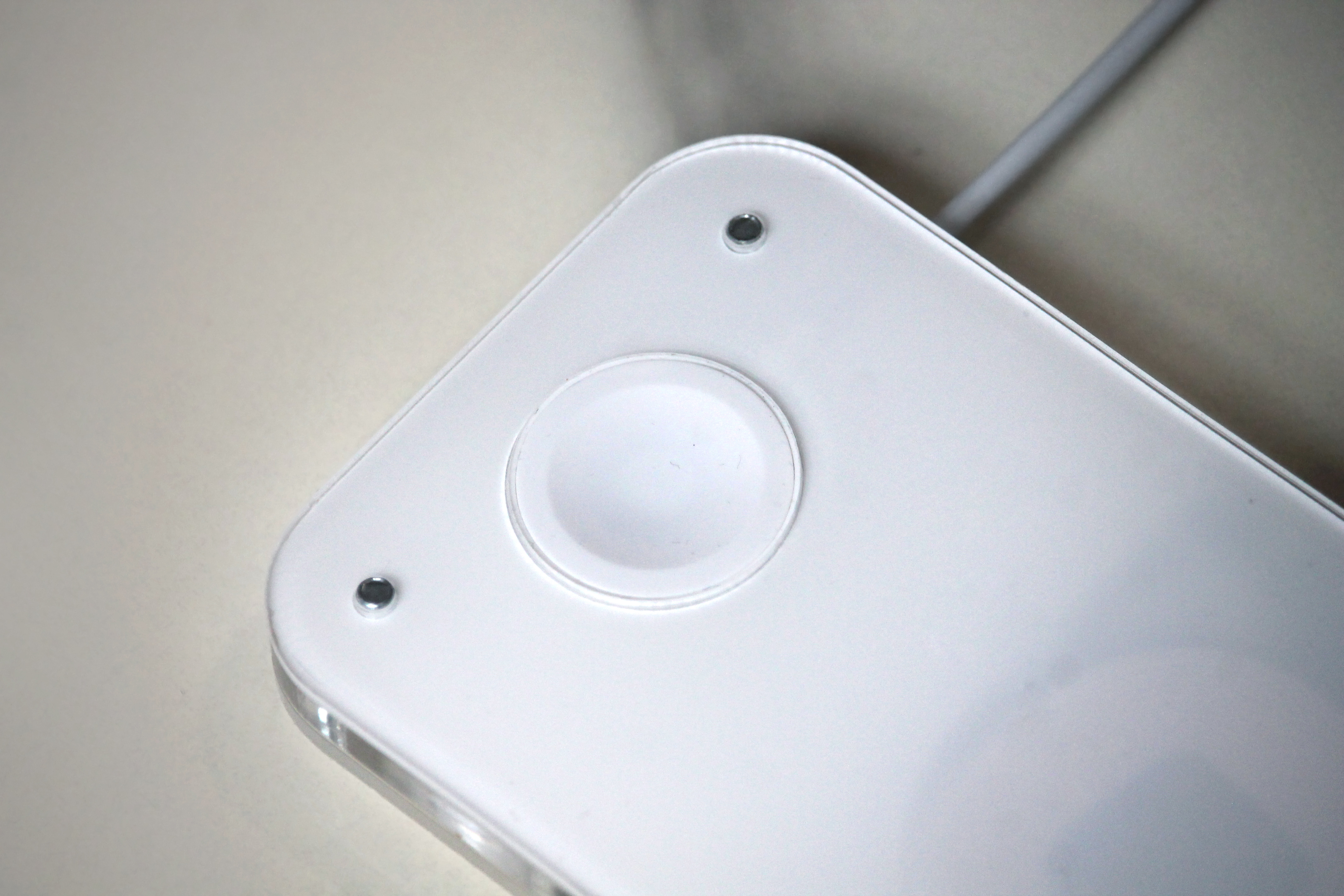 Build a stylish wireless charging station for your watch and phone for less than £20!